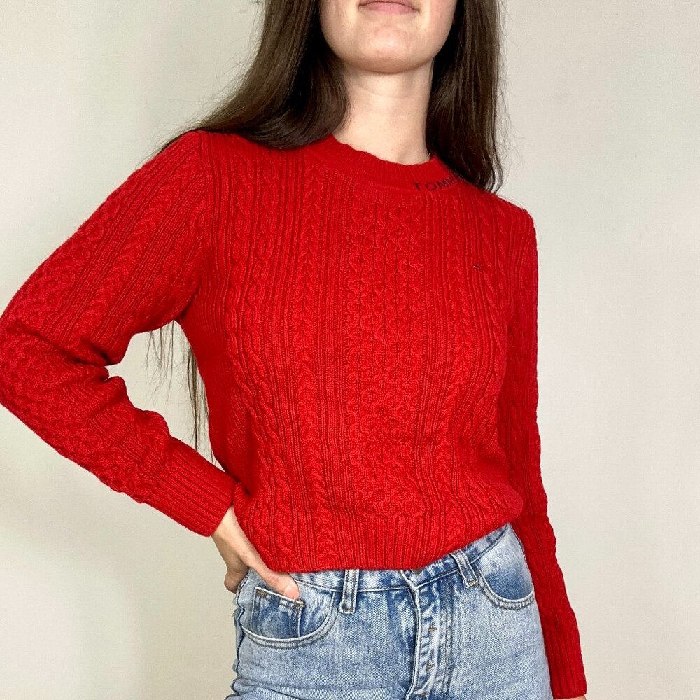 *Tommy Jeans Tommy Hilfiger Red Cropped Cable Knit Sweater